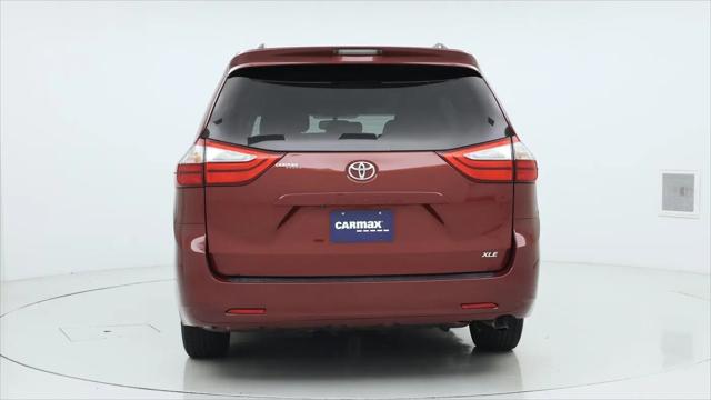 2016 Toyota Sienna XLE 8 Passenger