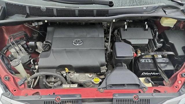 2016 Toyota Sienna XLE 8 Passenger