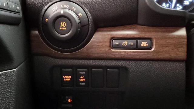 2023 Nissan Titan Crew Cab Platinum Reserve 4x4