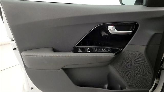 2021 Kia Niro LXS