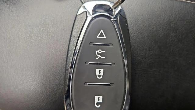 2024 Nissan Kicks SV Xtronic CVT
