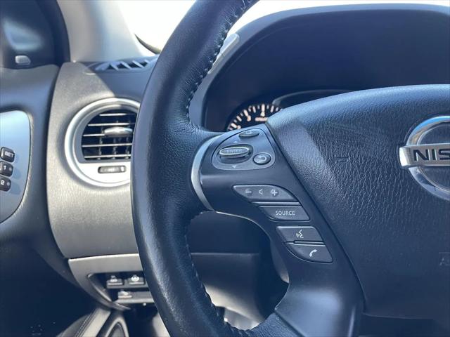 2018 Nissan Pathfinder SL