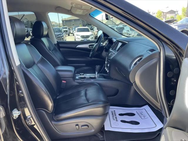 2018 Nissan Pathfinder SL