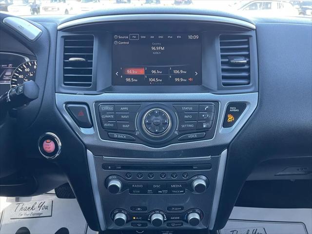 2018 Nissan Pathfinder SL