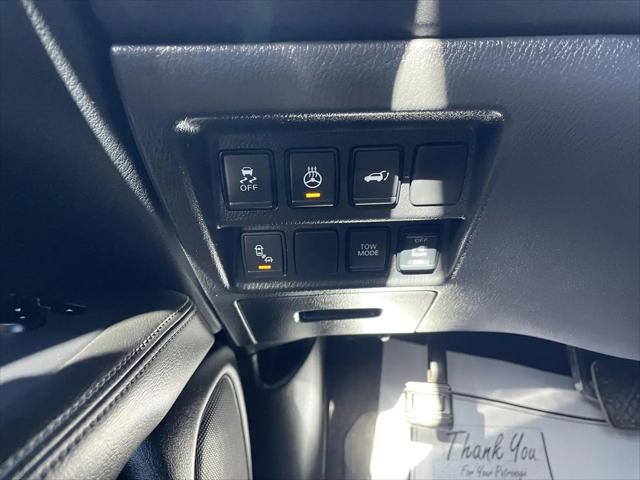 2018 Nissan Pathfinder SL