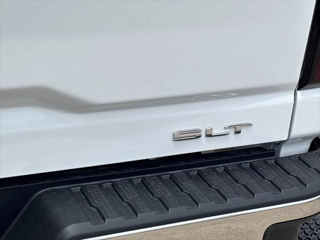 2026 GMC Sierra 2500HD Crew Cab, Standard Bed, SLT, 4WD
