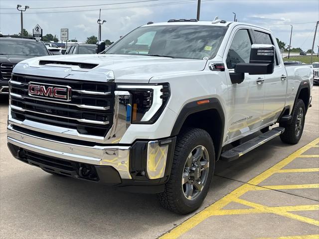 2026 GMC Sierra 2500HD Crew Cab, Standard Bed, SLT, 4WD