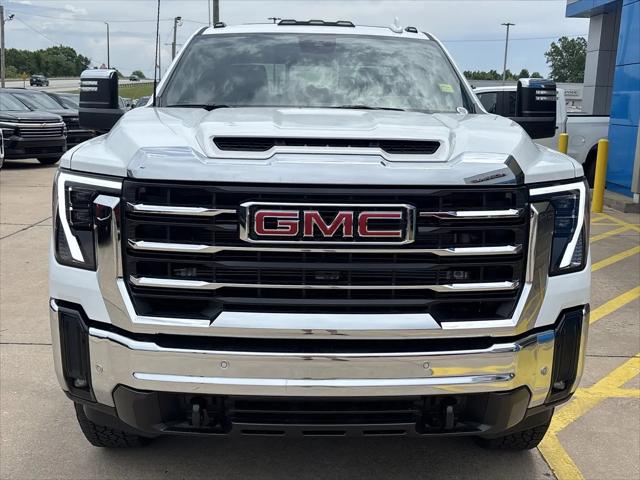2026 GMC Sierra 2500HD Crew Cab, Standard Bed, SLT, 4WD