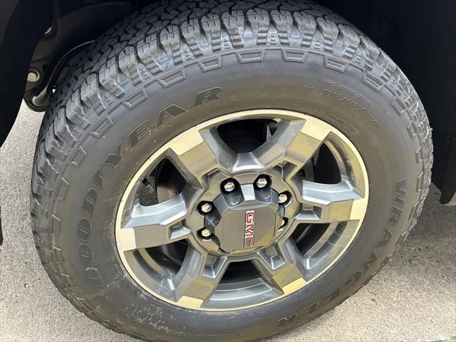 2026 GMC Sierra 2500HD Crew Cab, Standard Bed, SLT, 4WD