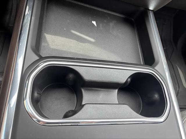 2026 GMC Sierra 2500HD Crew Cab, Standard Bed, SLT, 4WD