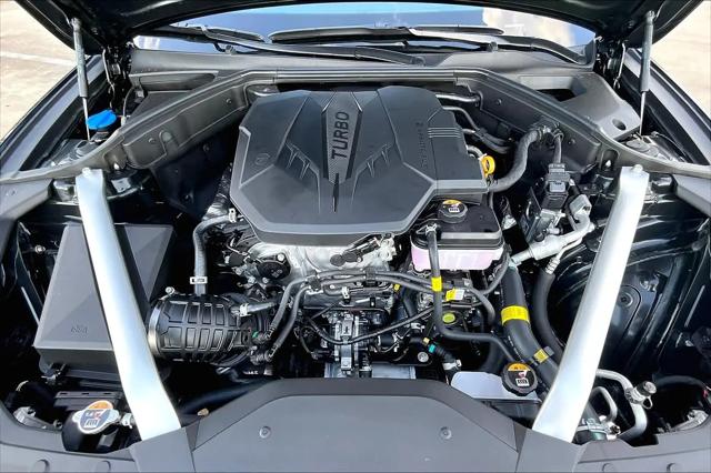 2025 Genesis G70 2.5T RWD