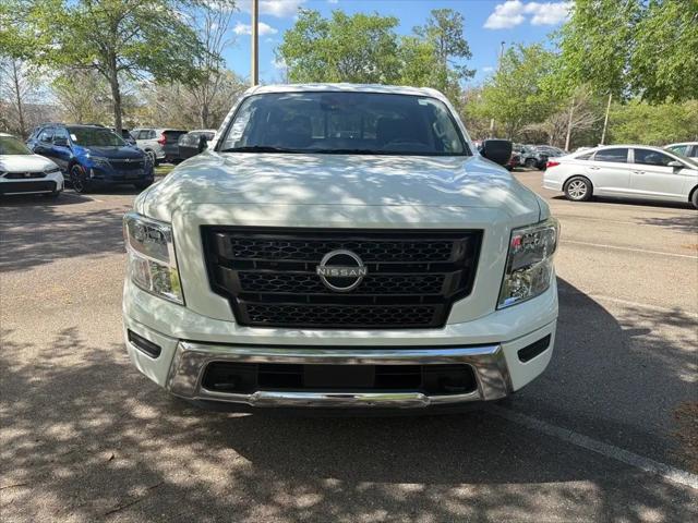 2024 Nissan Titan Crew Cab SV 4x4