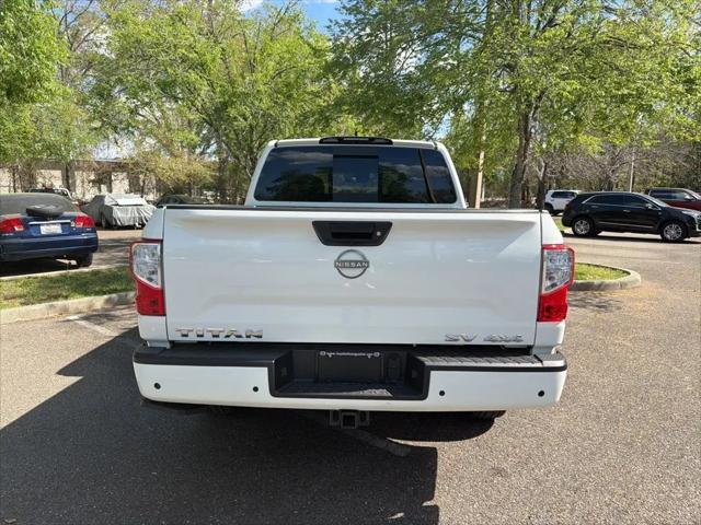 2024 Nissan Titan Crew Cab SV 4x4