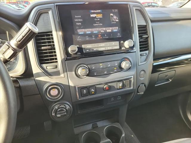 2024 Nissan Titan Crew Cab SV 4x4