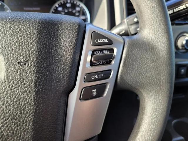 2024 Nissan Titan Crew Cab SV 4x4