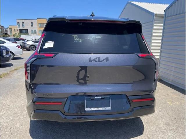 2026 Kia EV9 Land