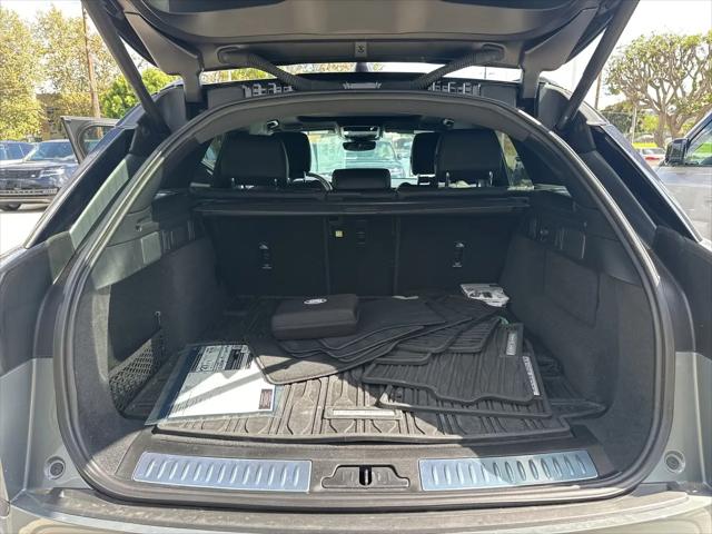2025 Land Rover Range Rover Velar P400 Dynamic SE
