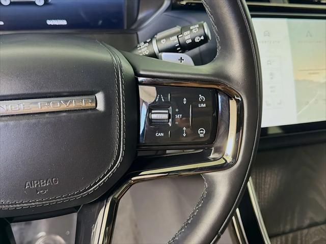 2025 Land Rover Range Rover Velar P400 Dynamic SE