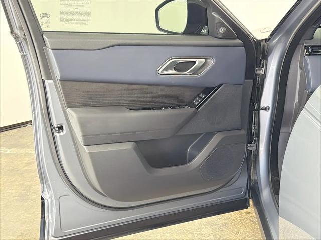 2025 Land Rover Range Rover Velar P400 Dynamic SE