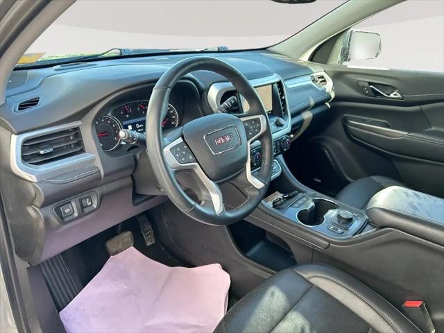 2023 GMC Acadia AWD SLT