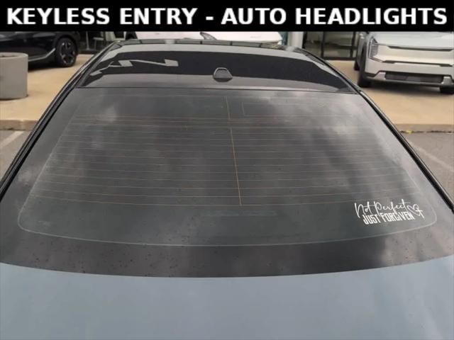 2024 Nissan Sentra SR Xtronic CVT