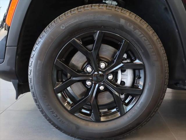 2024 Jeep Grand Cherokee L Altitude 4x4