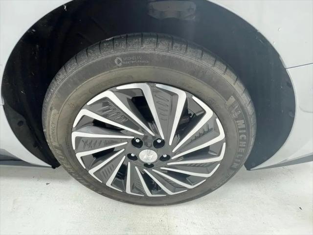 2023 Hyundai Sonata Hybrid Limited