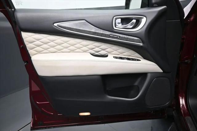 2019 INFINITI QX60 LUXE