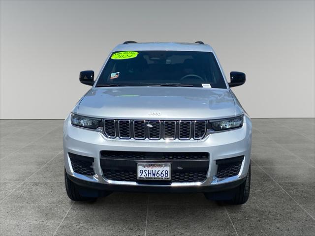 2024 Jeep Grand Cherokee L Laredo 4x2