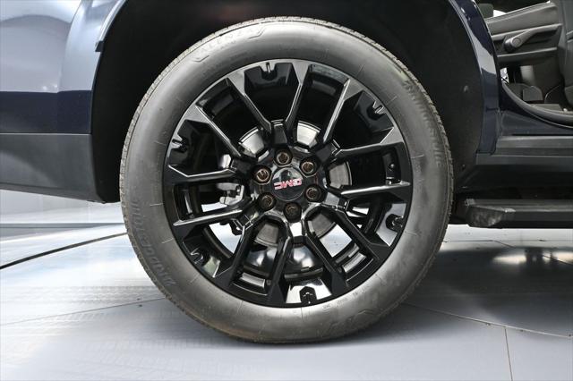 2023 GMC Yukon 4WD Denali