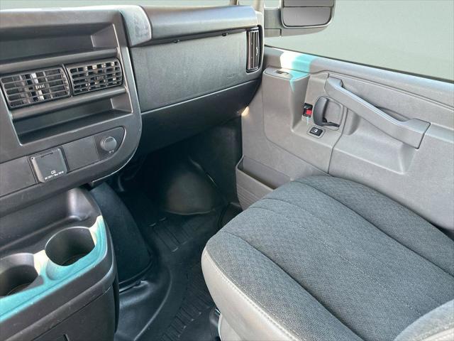 2024 GMC Savana Cargo RWD 2500 Regular Wheelbase Work Van