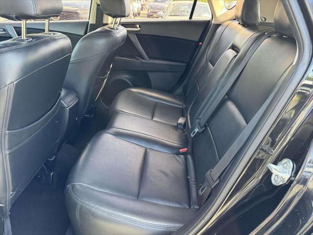 2013 Mazda Mazda3 i Touring
