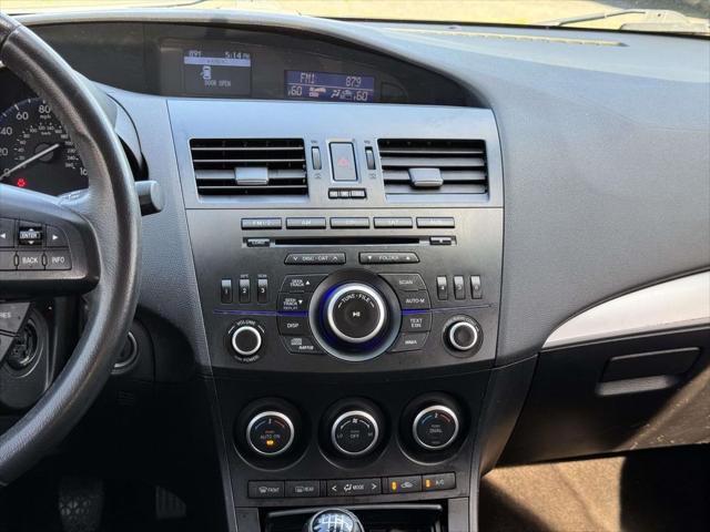 2013 Mazda Mazda3 i Touring