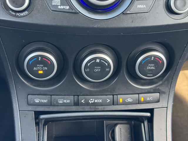 2013 Mazda Mazda3 i Touring