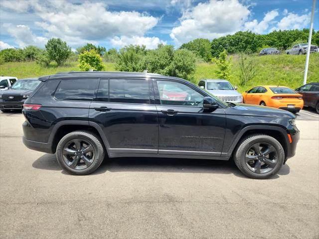 2022 Jeep Grand Cherokee L Altitude 4x4