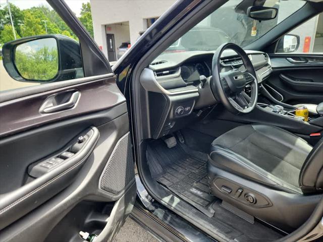 2022 Jeep Grand Cherokee L Altitude 4x4