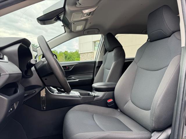 2023 Toyota RAV4 Hybrid LE