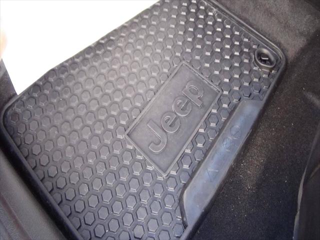 2020 Jeep Cherokee Latitude Plus FWD