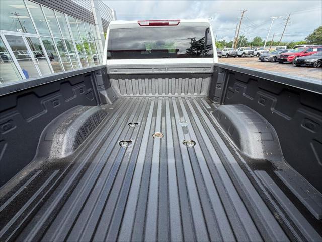 2025 Chevrolet Silverado 2500HD 4WD Crew Cab Standard Bed Custom
