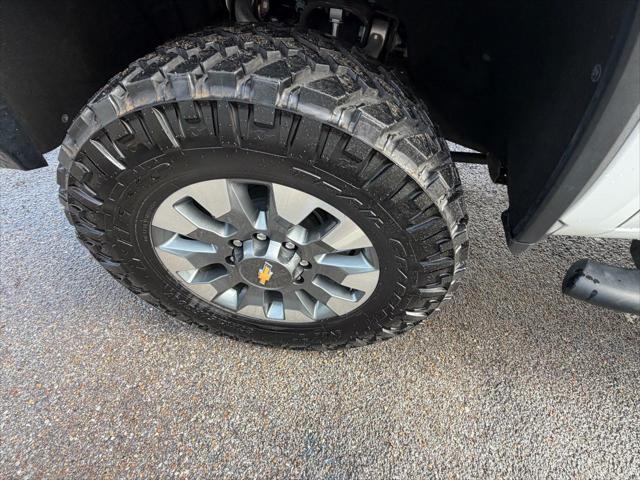 2025 Chevrolet Silverado 2500HD 4WD Crew Cab Standard Bed Custom