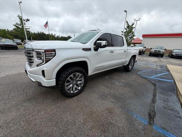 2022 GMC Sierra 1500 4WD Crew Cab Short Box Denali