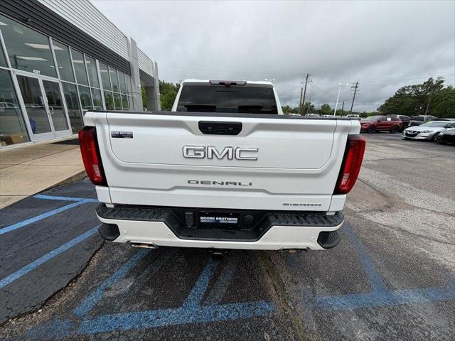 2022 GMC Sierra 1500 4WD Crew Cab Short Box Denali