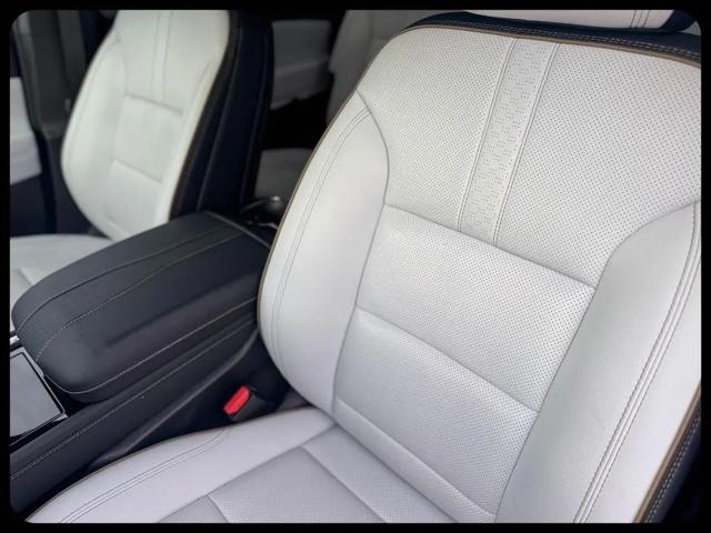 2025 Chevrolet Traverse FWD High Country