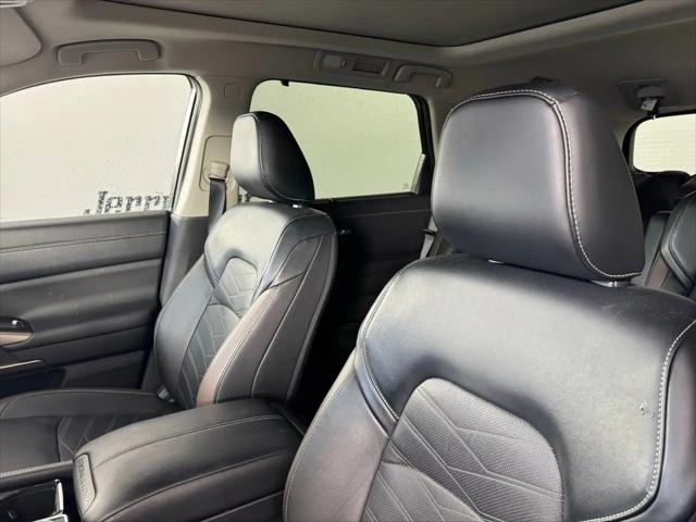 2023 Nissan Pathfinder Platinum 4WD