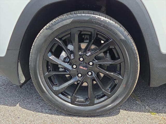 2024 GMC Terrain FWD SLE