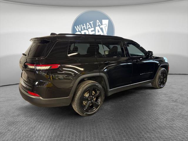 2023 Jeep Grand Cherokee L Altitude 4x4 2023 Jeep Grand Cherokee L Altitude 4x4