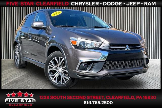 2019 Mitsubishi Outlander Sport 2.0 ES 2019 Mitsubishi Outlander Sport 2.0 ES