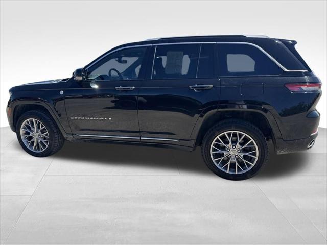 2022 Jeep Grand Cherokee Summit 4x4 2022 Jeep Grand Cherokee Summit 4x4
