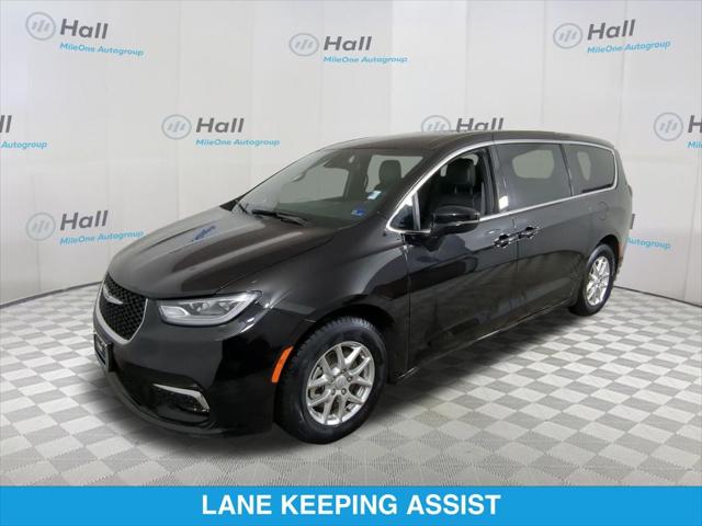 2026 Chrysler Pacifica Select 2026 Chrysler Pacifica Select