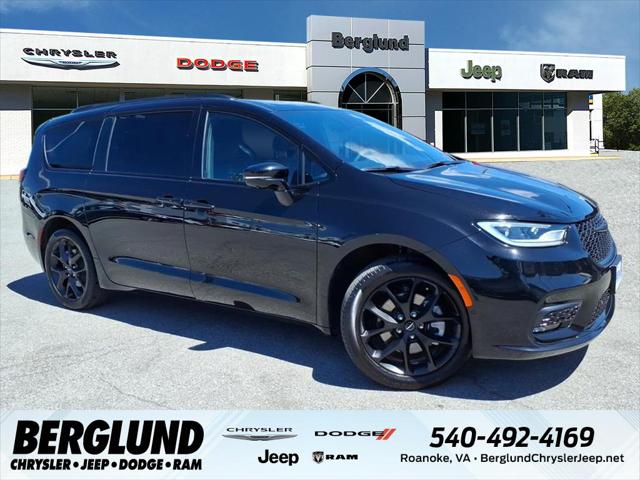 2024 Chrysler Pacifica Limited AWD